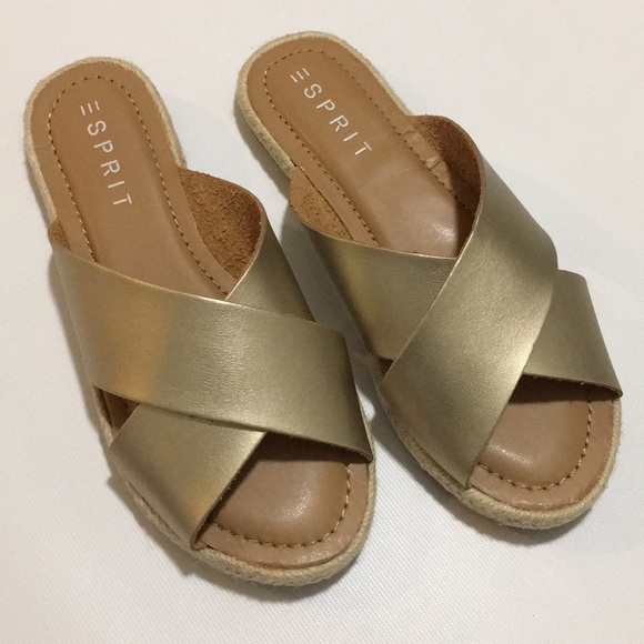 7 items for $25 Size 8 Gold-Esprit Sandal - Picture 2 of 8
